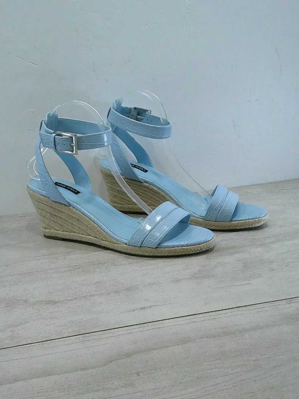 Nine West Baby Blue Croc Embossed Patent Joie Espadrille Wedge Heel Size 11 M